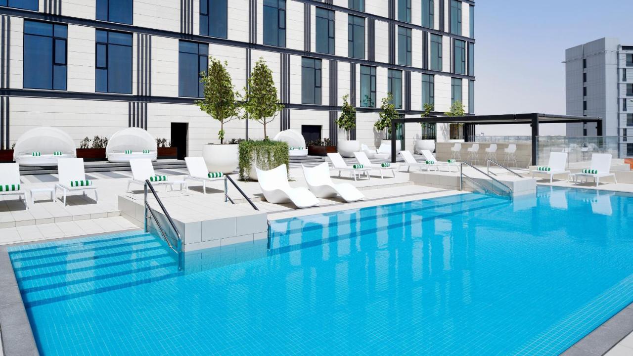 Holiday Inn Dubai Al-Maktoum Airport, an IHG Hotel Bagian luar foto