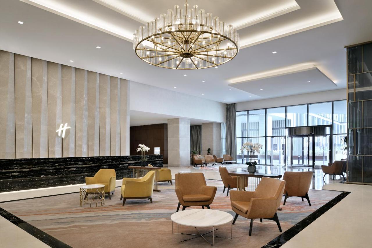Holiday Inn Dubai Al-Maktoum Airport, an IHG Hotel Bagian luar foto